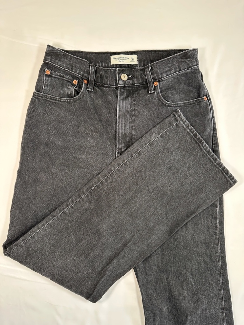Abercrombie & Fitch The ’90s Relaxed Jean